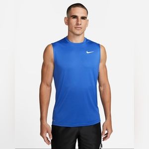 NWT Nike Essential Men's Sleeveless Hydroguard Swim Shirt Small Medium